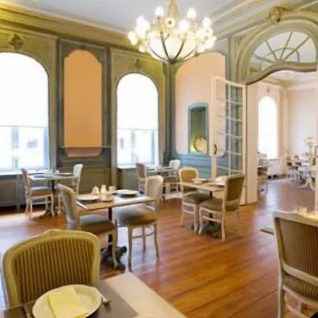 Charme Hancelot Hotel 4*