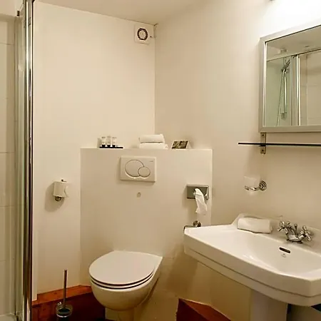 Boutique Hancelot Otel *
