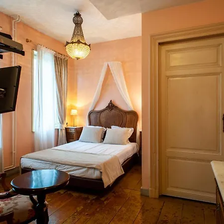 Hotel Charme Hancelot 3*