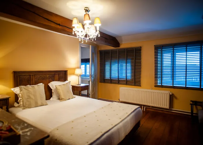 Charme Hancelot Hotel 4*