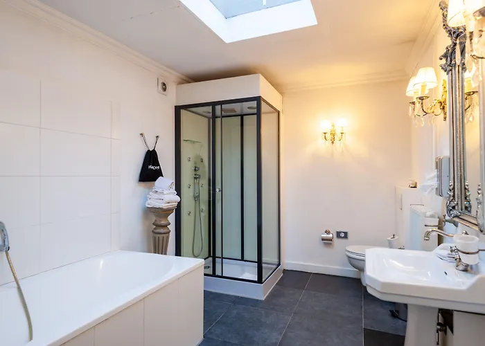 Charme Hancelot Hotel